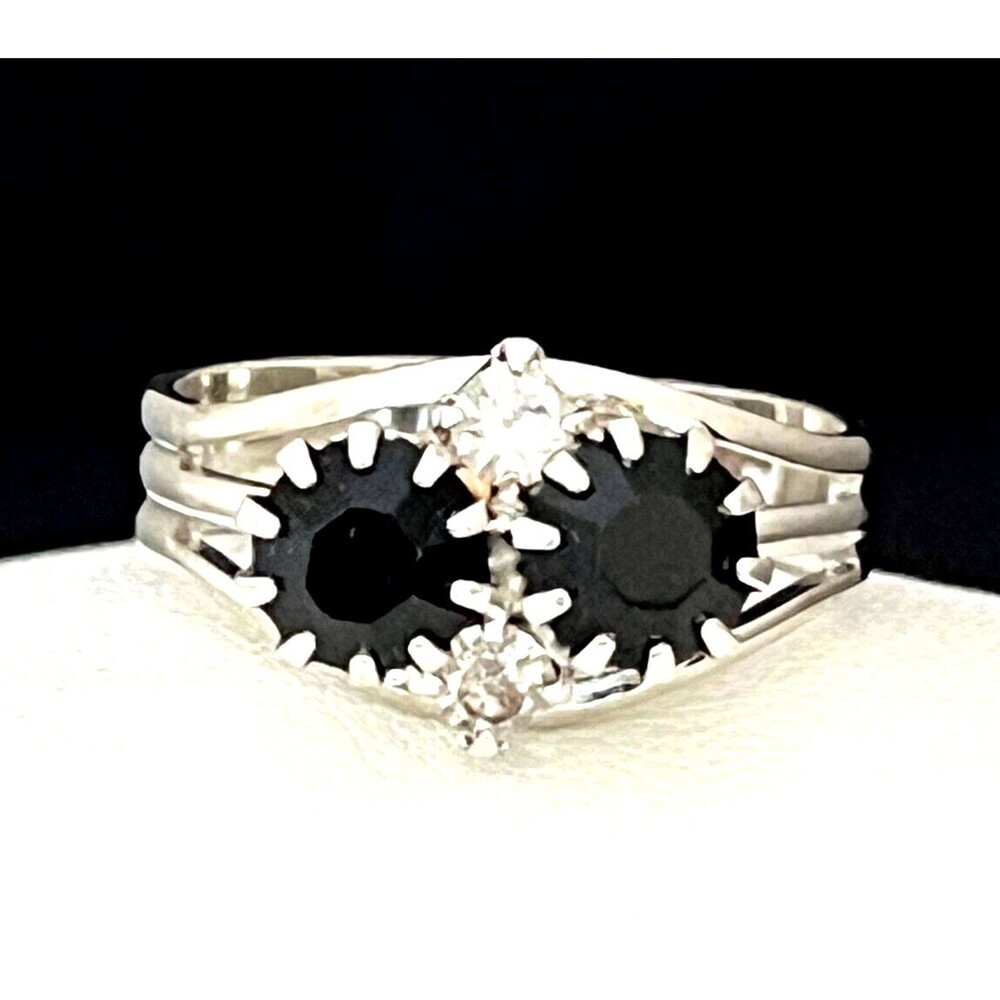 Vintage 1960s Cocktail Ring Silver Tone Black Rhinestone Mid Century Modern - 4K